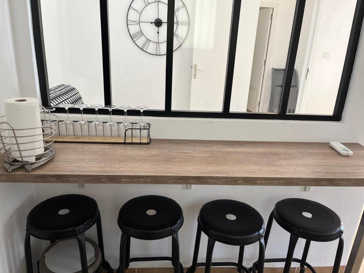 Solenzara- 5 Personnes Vue Dans Avec Piscine Apartment