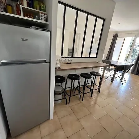 Solenzara- Appartement 5 Personnes Vue Mer Dans Residence Avec Piscine Sari-Solenzara Exterior foto