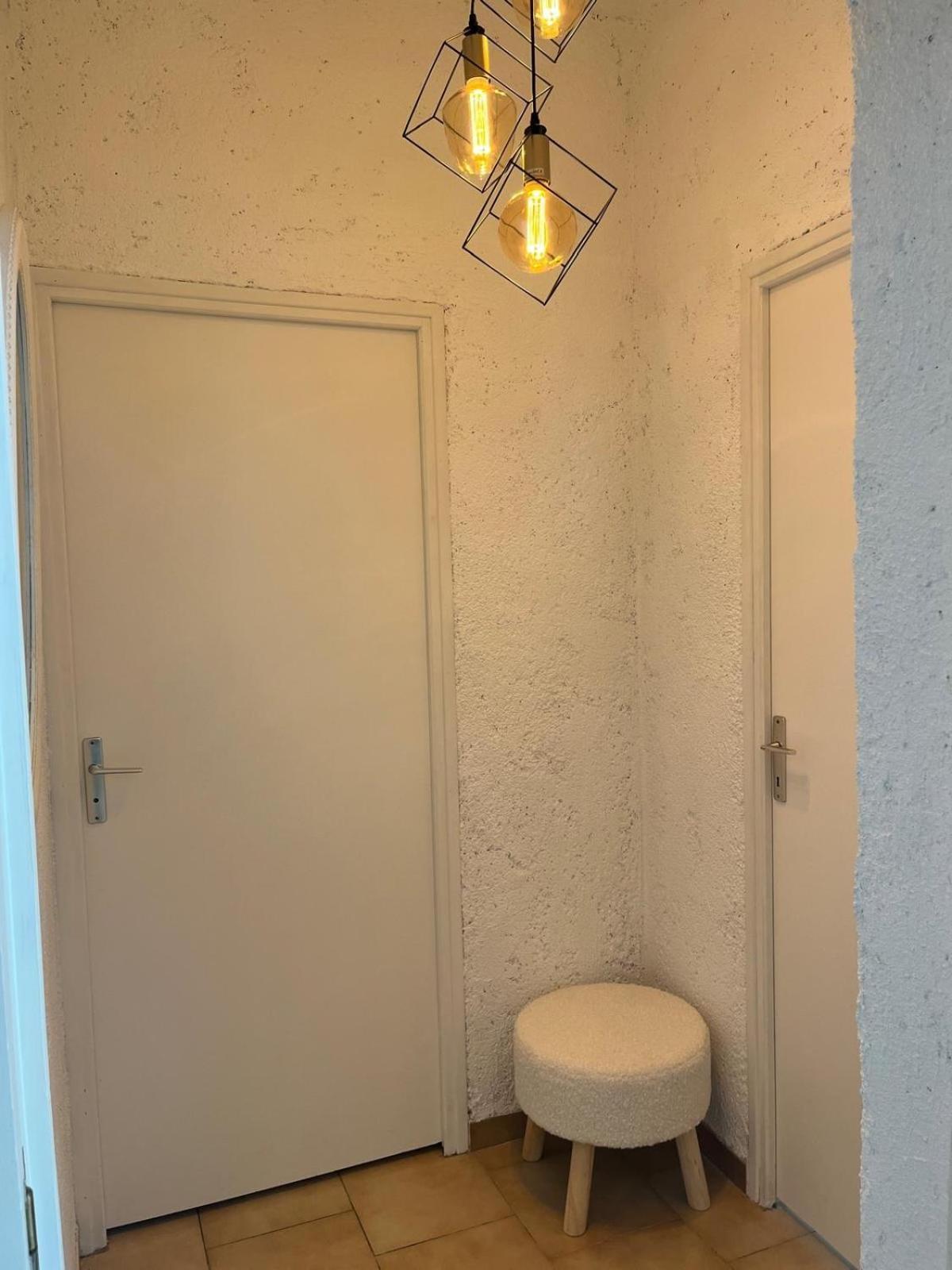 Apartment Solenzara- 5 Personnes Vue Dans Avec Piscine *
